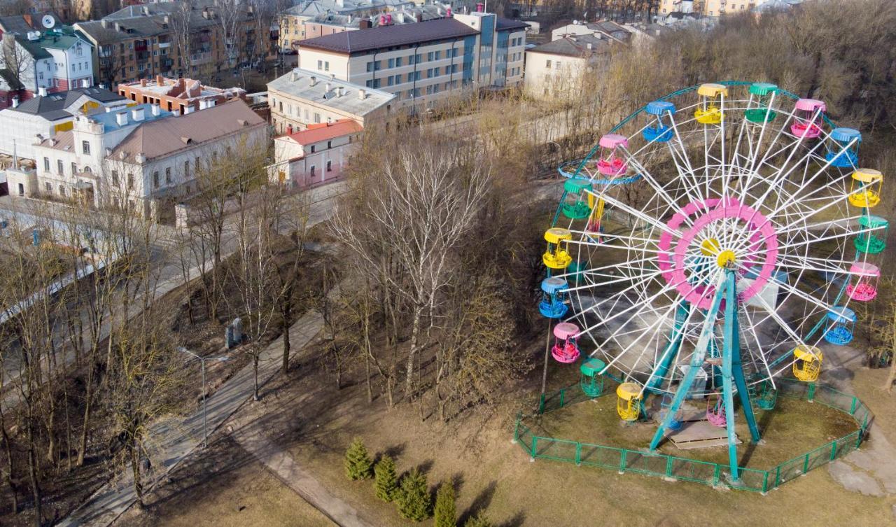 Usagyba Juravlövyh Hotel Pskov Buitenkant foto