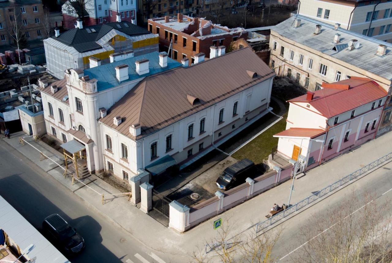 Usagyba Juravlövyh Hotel Pskov Buitenkant foto